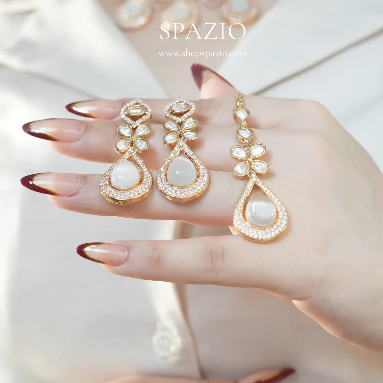 Noor Royale Kundan Choker Set - Image 4